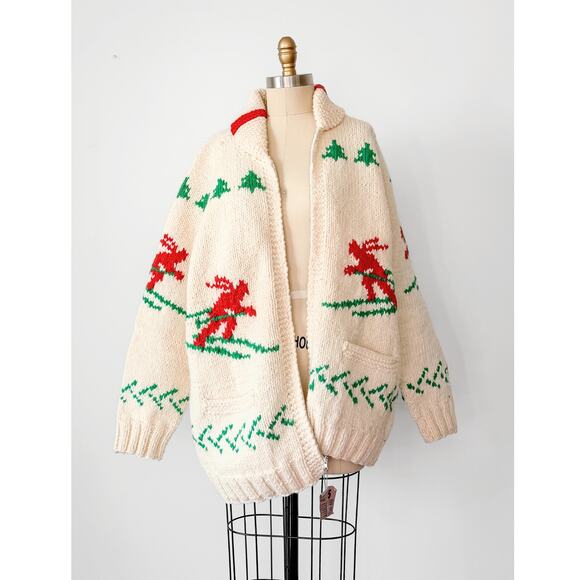 **SOLD** Knit Mary Maxim Cowichan Cream Ski Theme Wool Sweater unisex - Picture 2 of 8